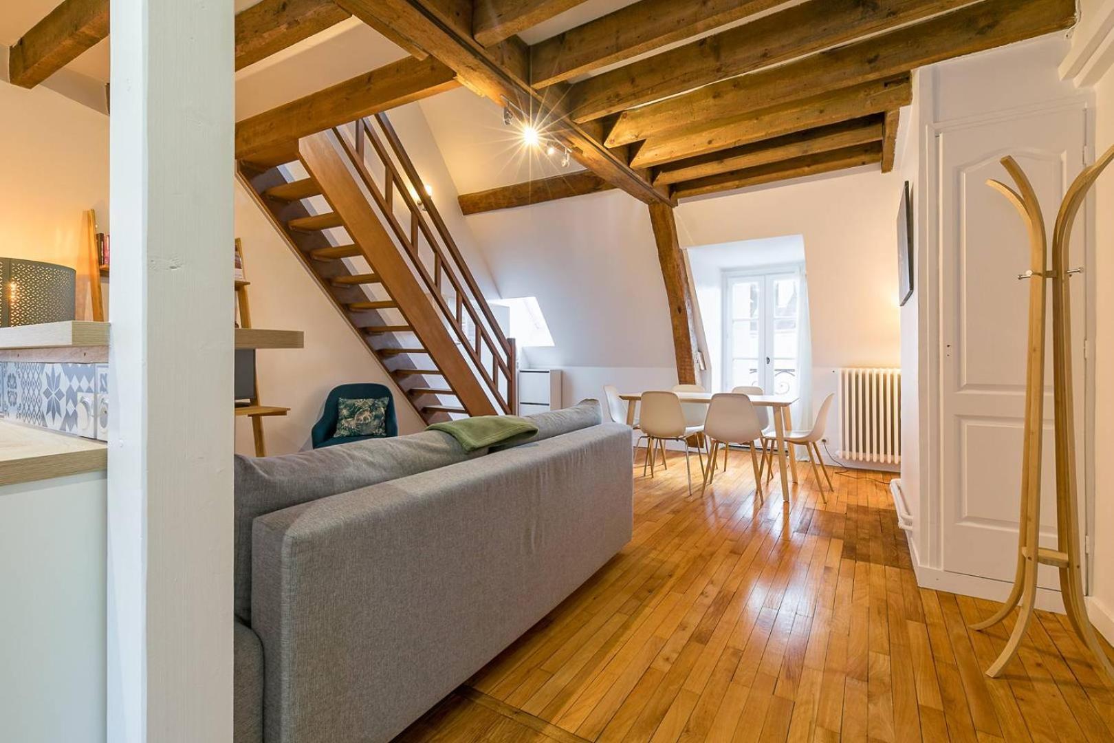 La Plume Aux Pieds Du Parvis Saint Jean Apartment *