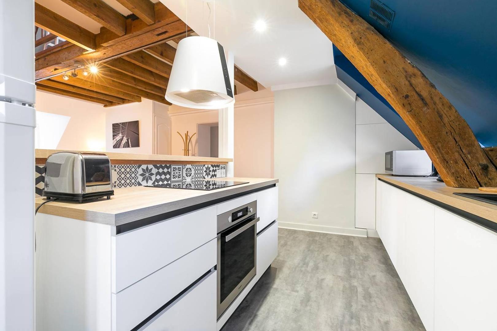 La Plume Aux Pieds Du Parvis Saint Jean Apartment *
